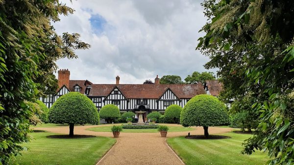 Ascott House and Gardens