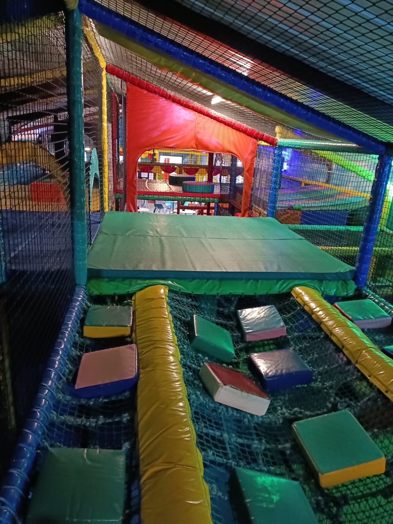 Barnabys Playbarn