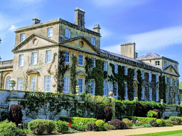 Bowood House & Gardens