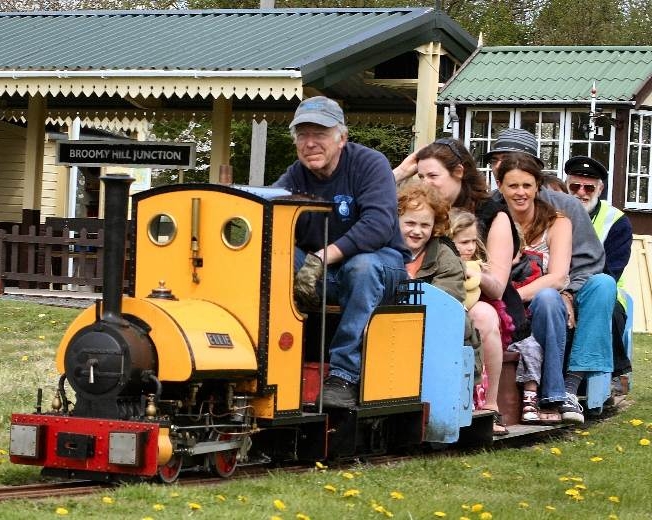 Broomy Hill Miniature Railway