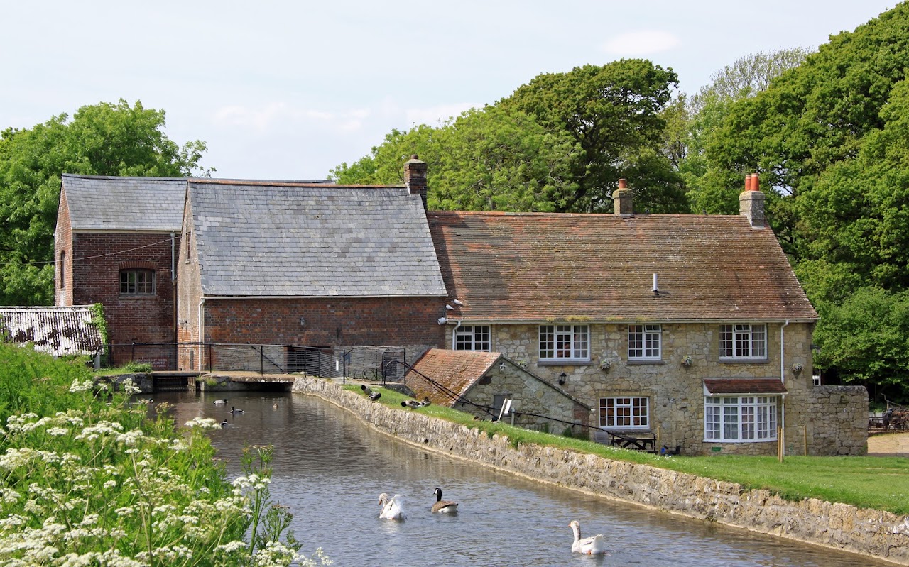 Calbourne Water Mill and Rural Museum