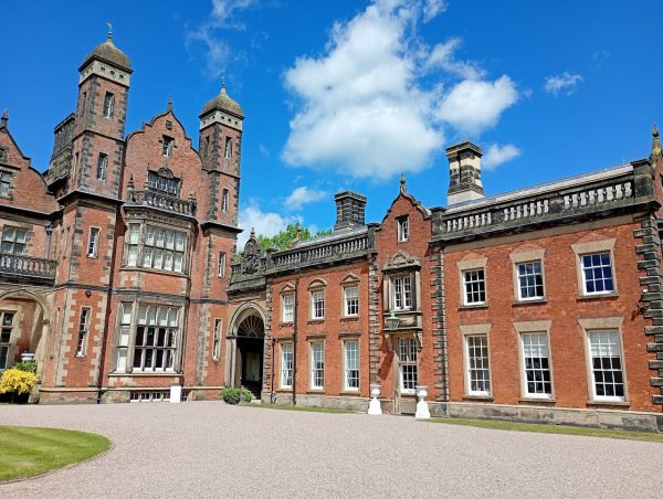 Capesthorne Hall