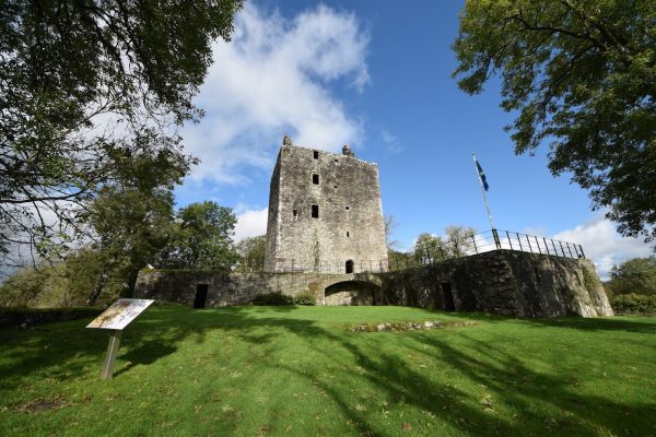 Cardoness Castle