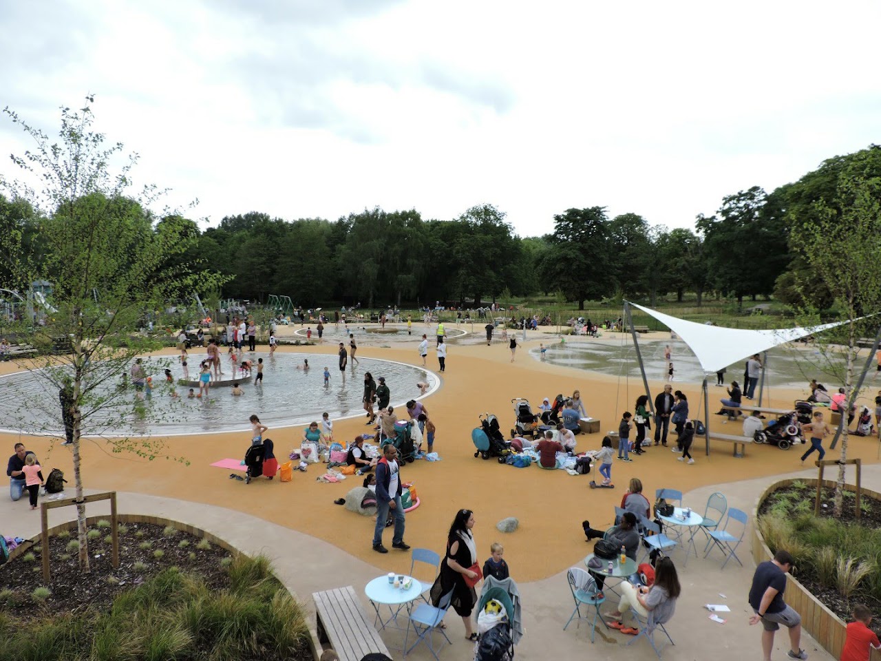 Cassiobury Park
