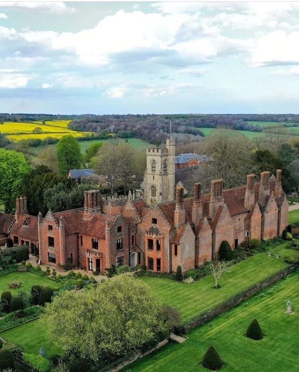 Chenies Manor