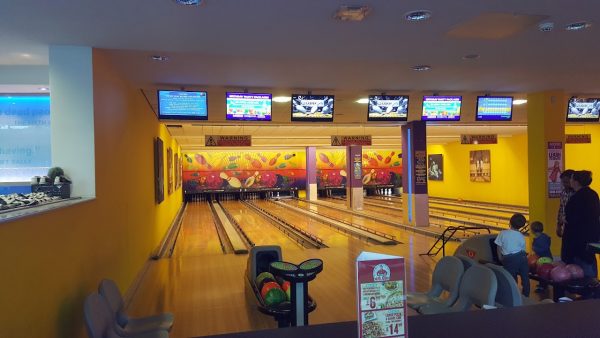 Cinebowl & iSKATE