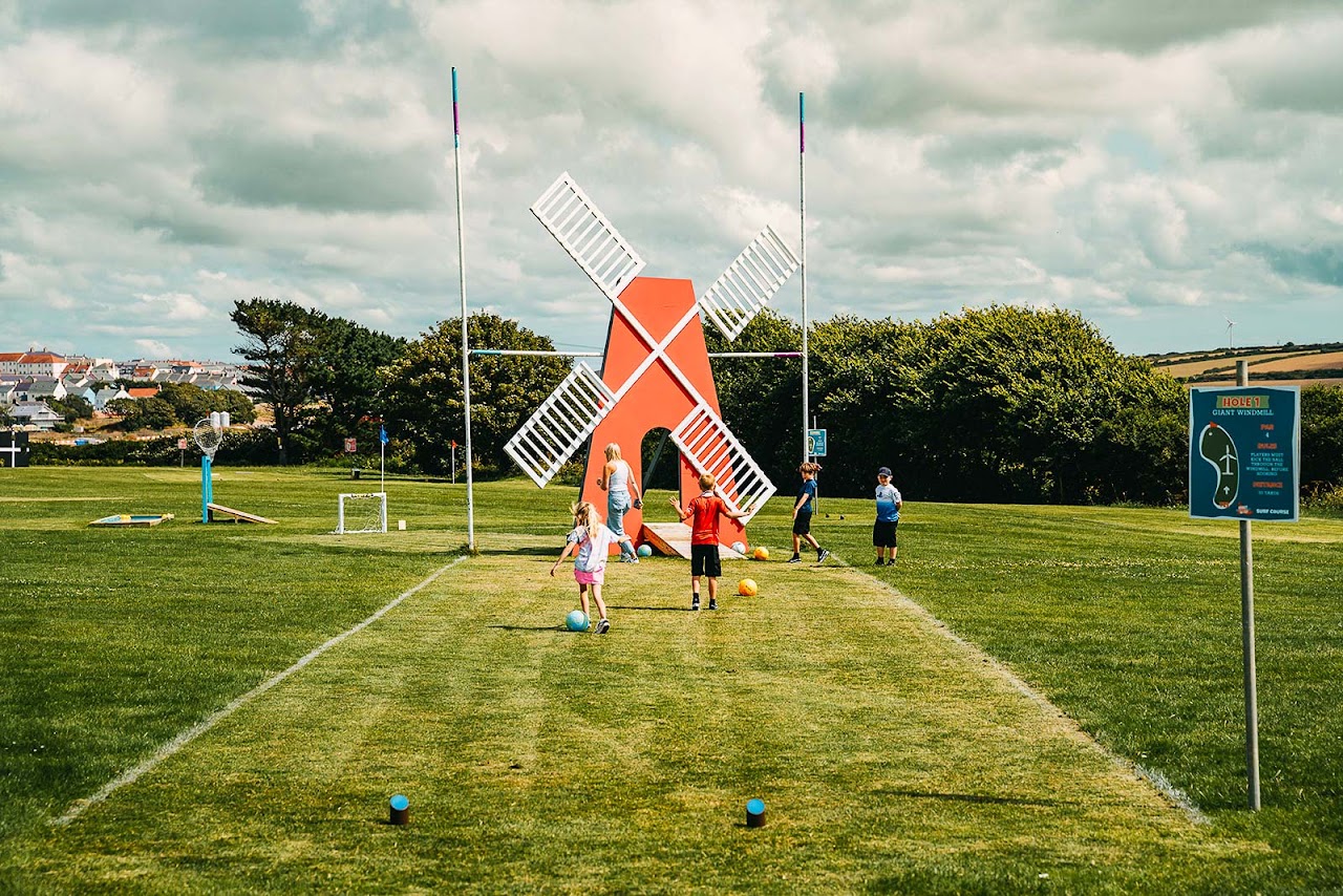 Crazy Football Golf