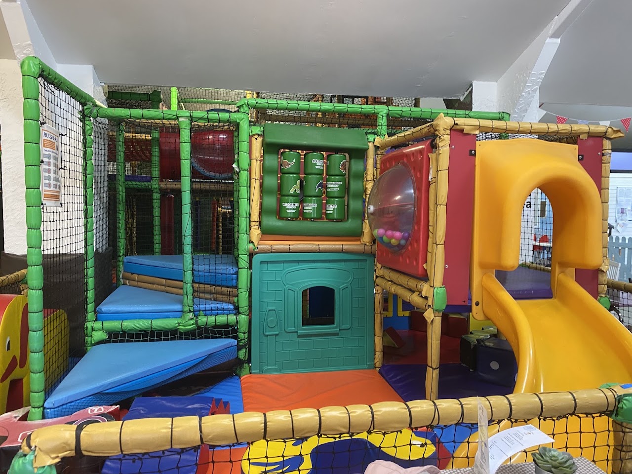 Crystal Lakes Play Barn
