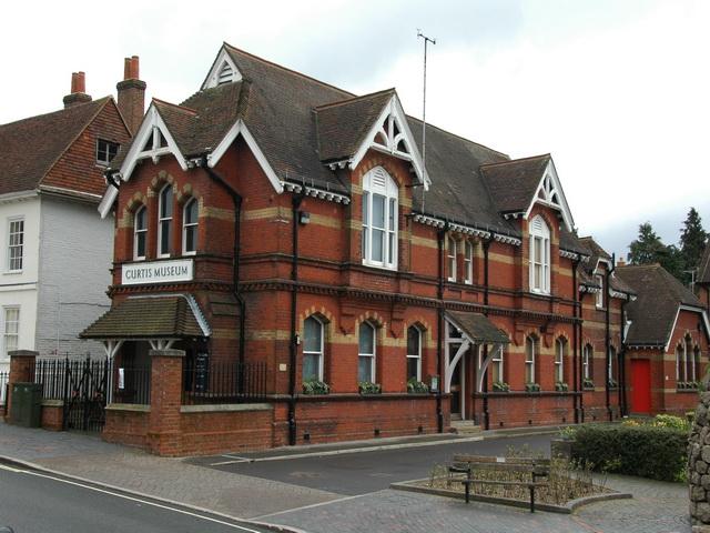 Curtis Museum