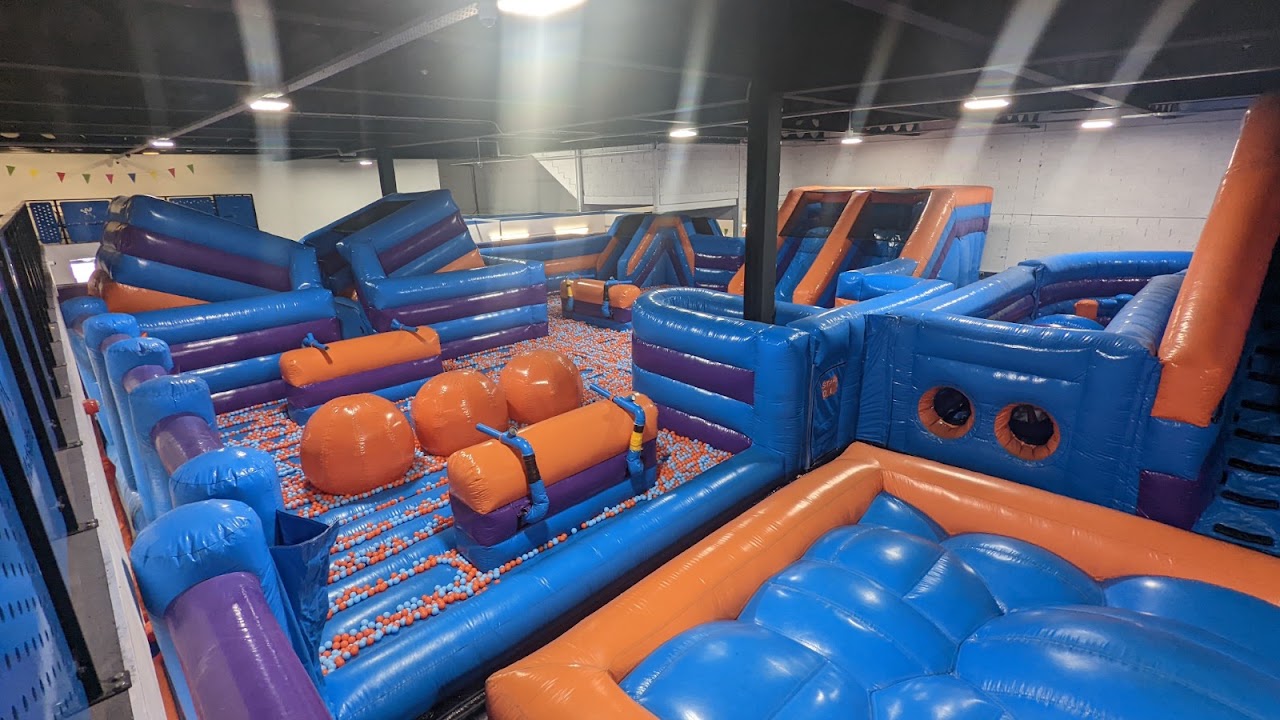Dare 2 Air Inflatable Theme Park