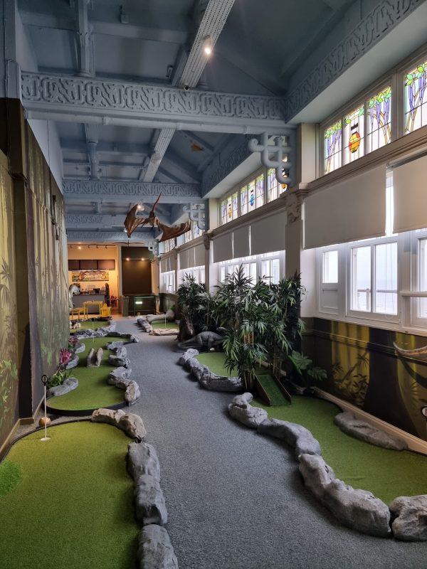 Dino Golf