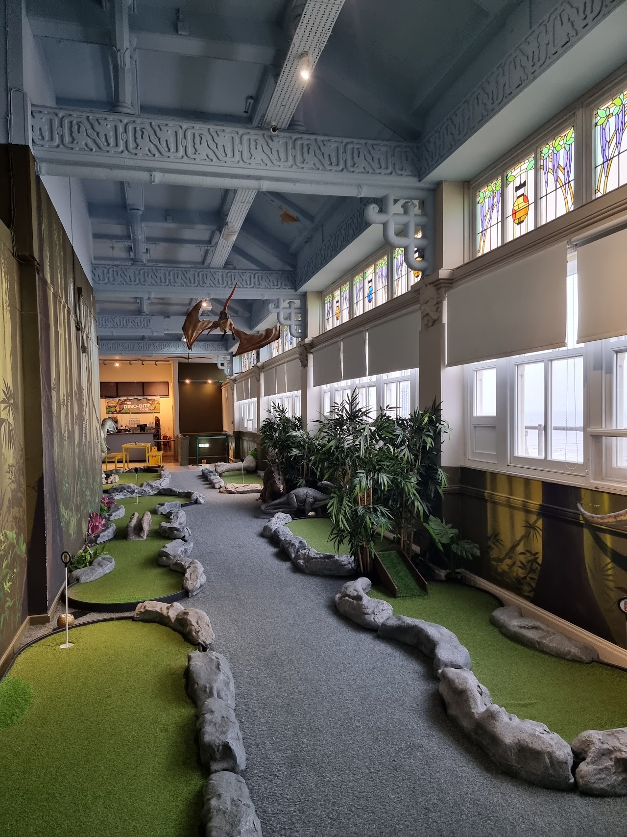 Dino Golf