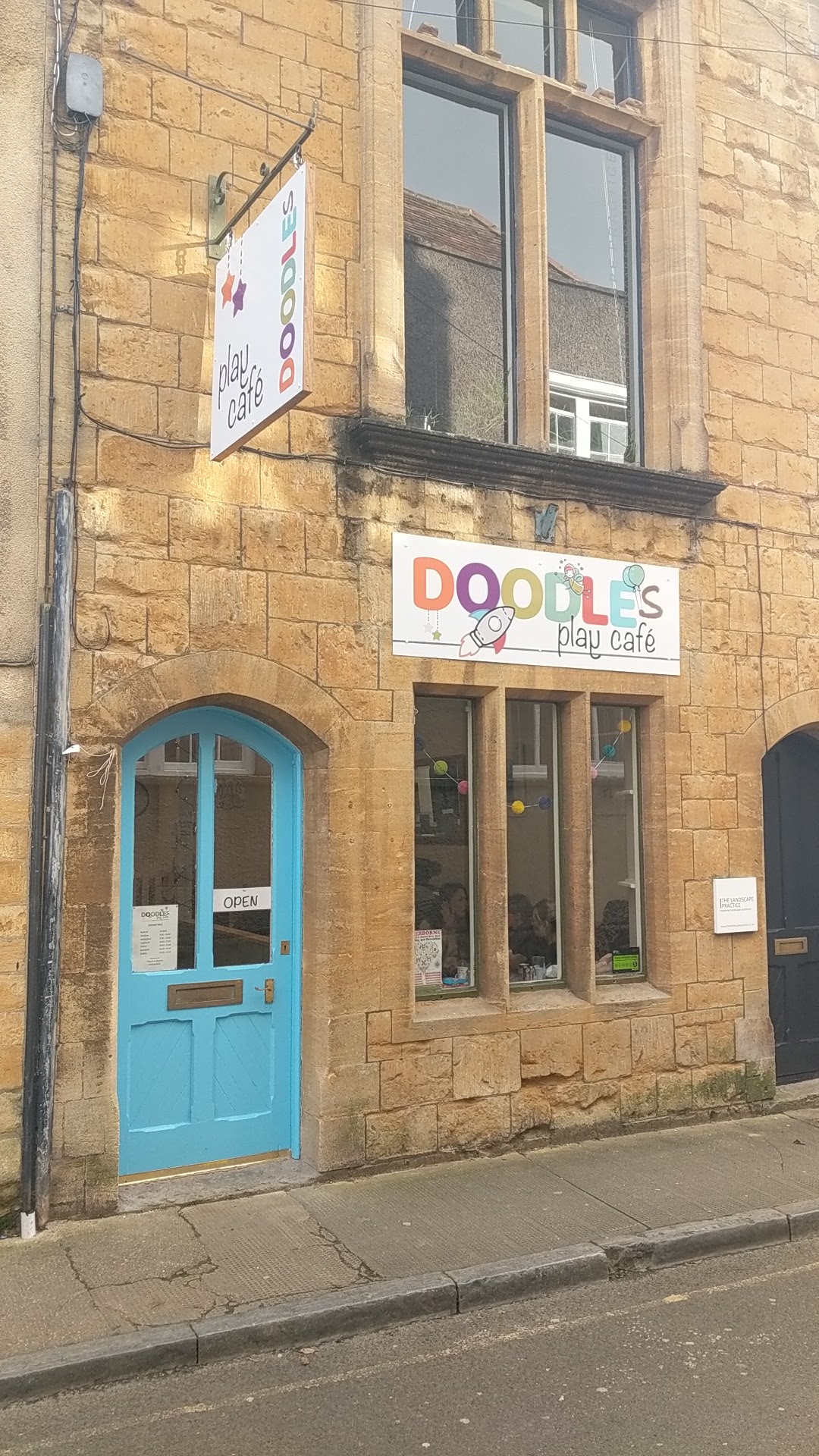 Doodles Play Cafe