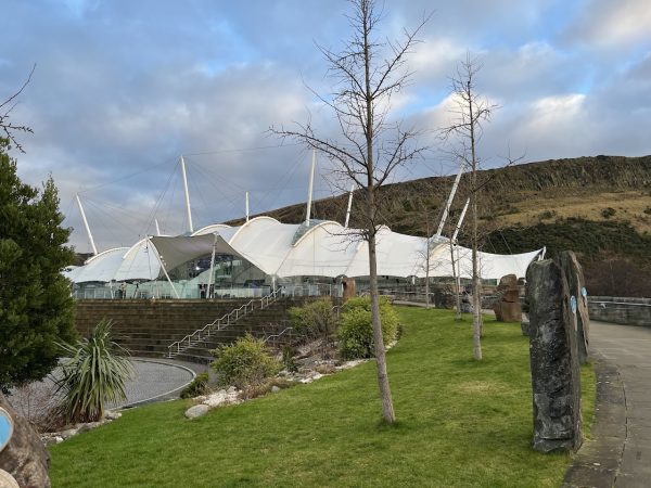Dynamic Earth