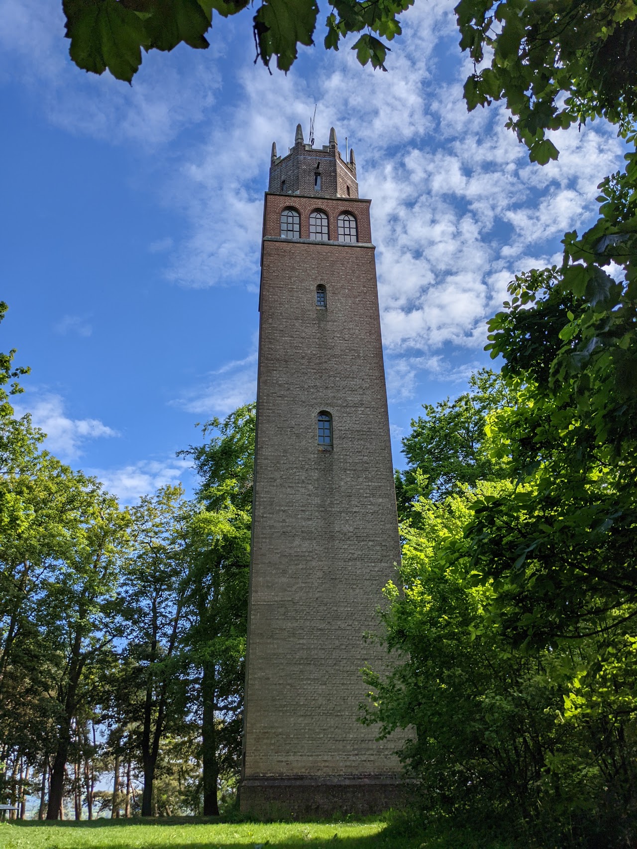 Faringdon Folly Tower and Woodland