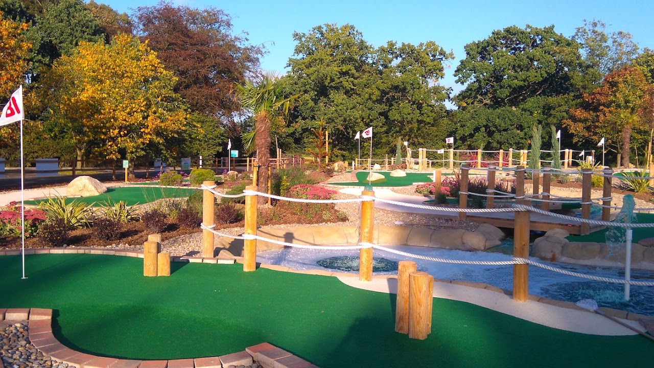 Four Ashes Golf Centre