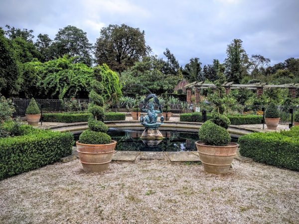 Golders Hill Park