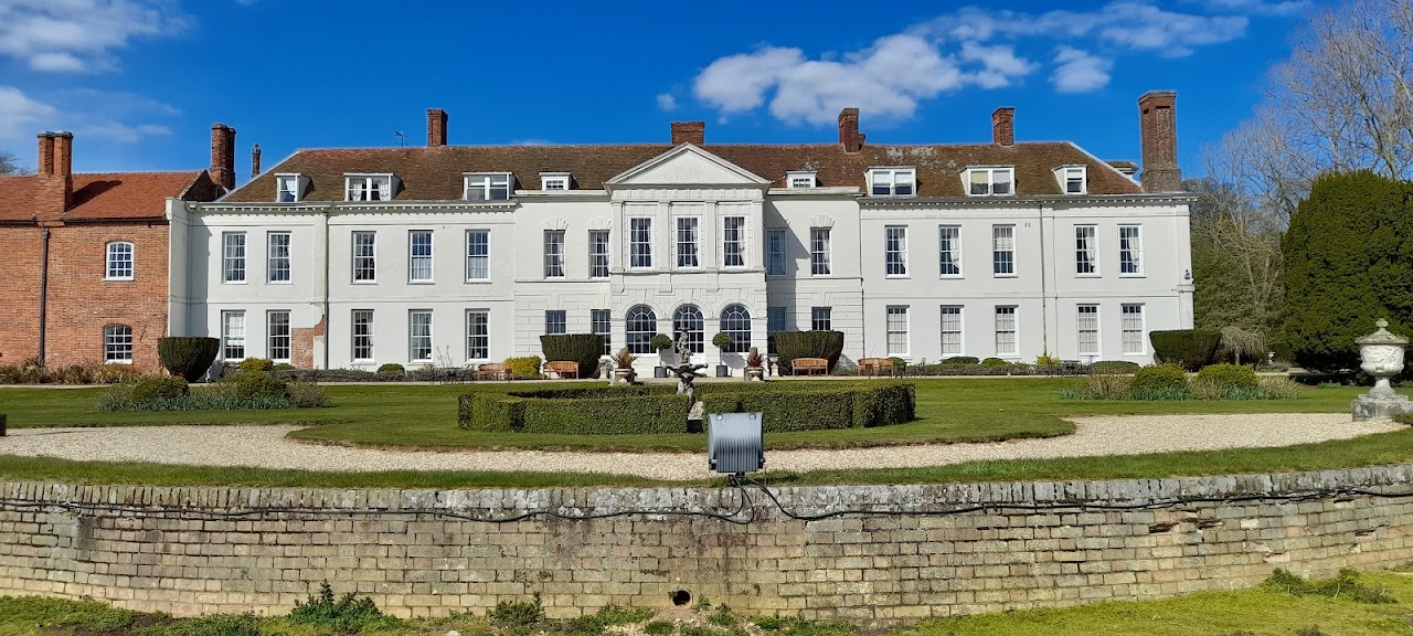 Gosfield Lake Resort