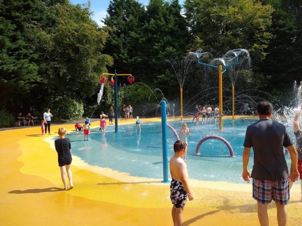 Happy Mount Park