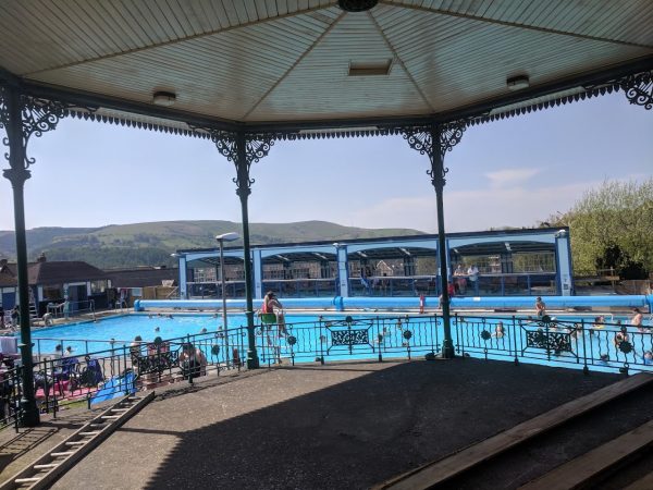 Hathersage Open Air Heated Pool