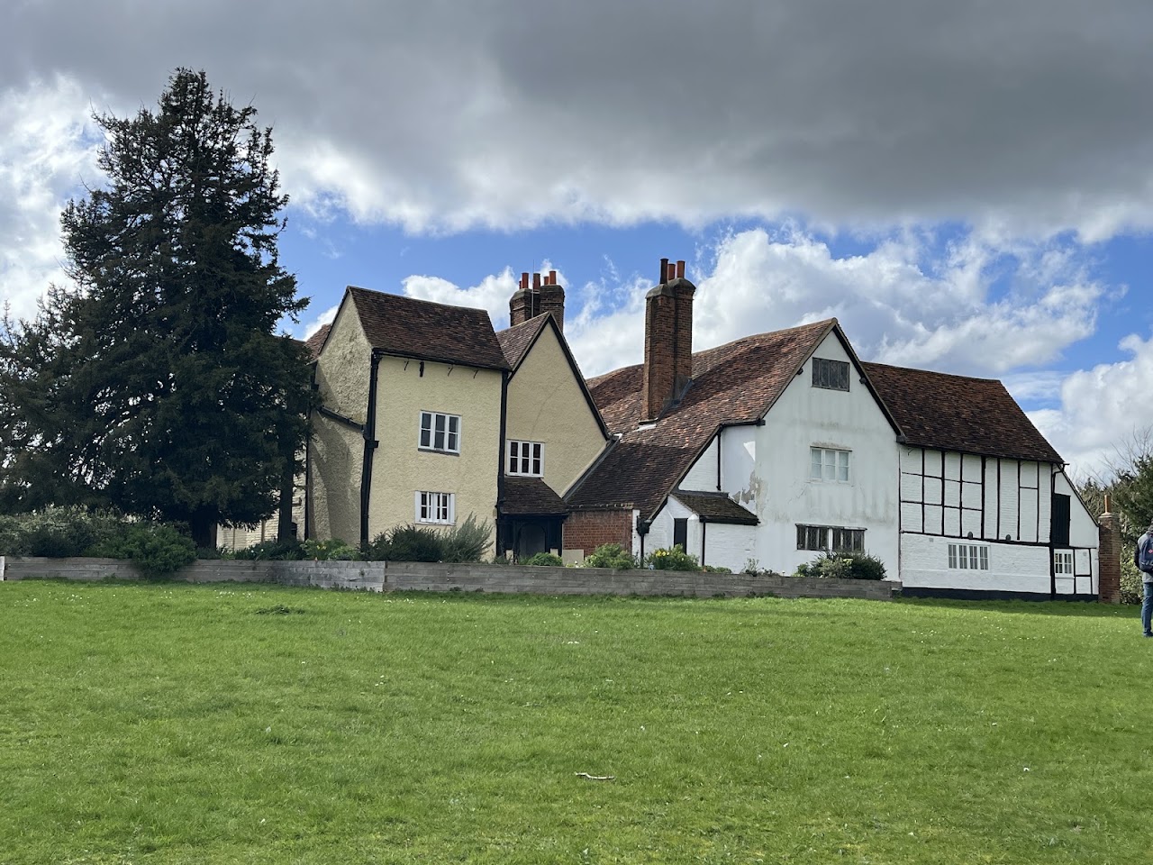 Headstone Manor and Museum
