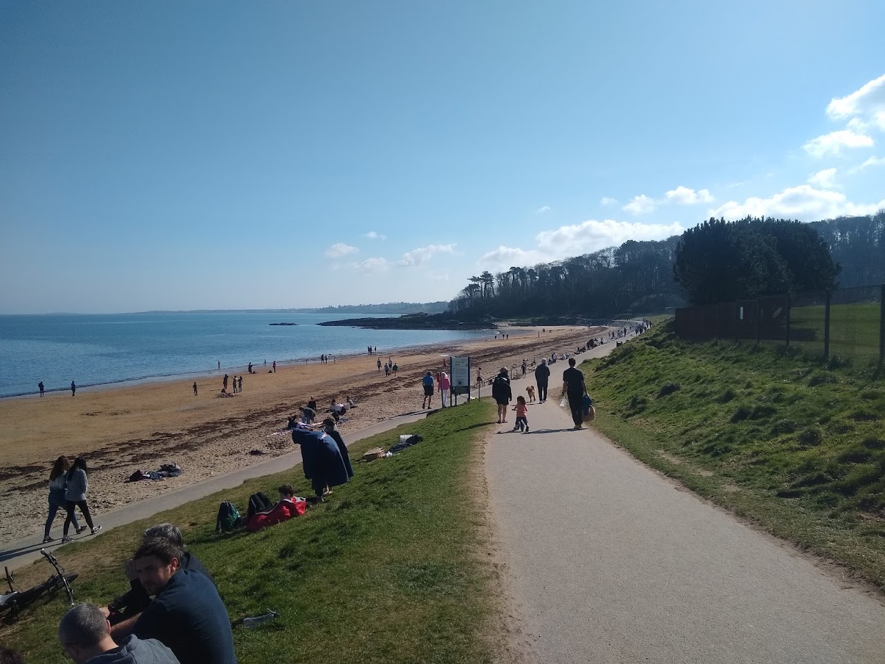 Helen's Bay