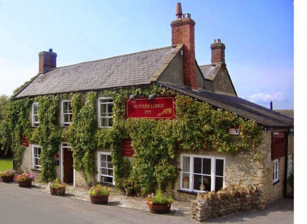 Hunters Lodge Inn