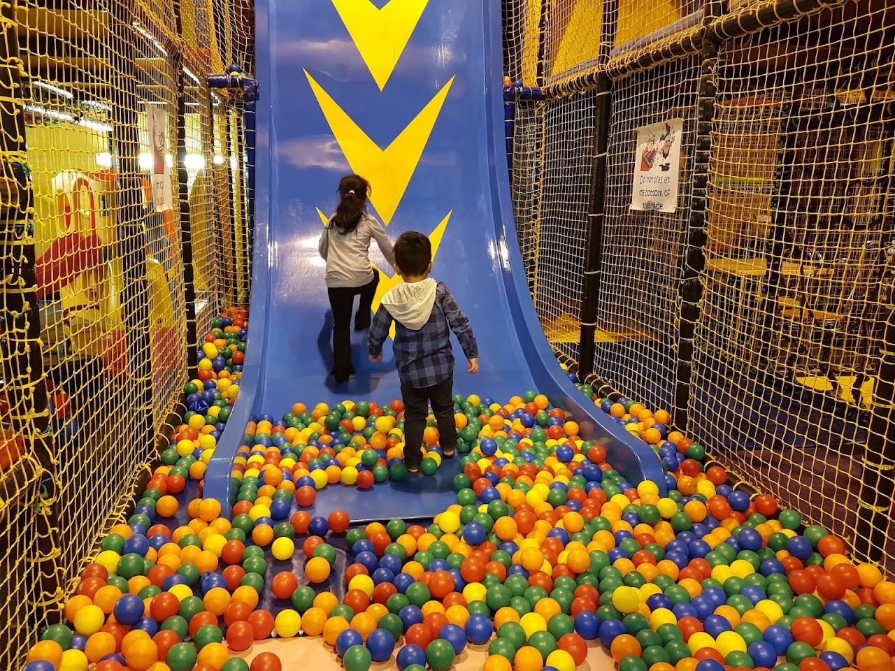 Jungle Js Play and Party Centre