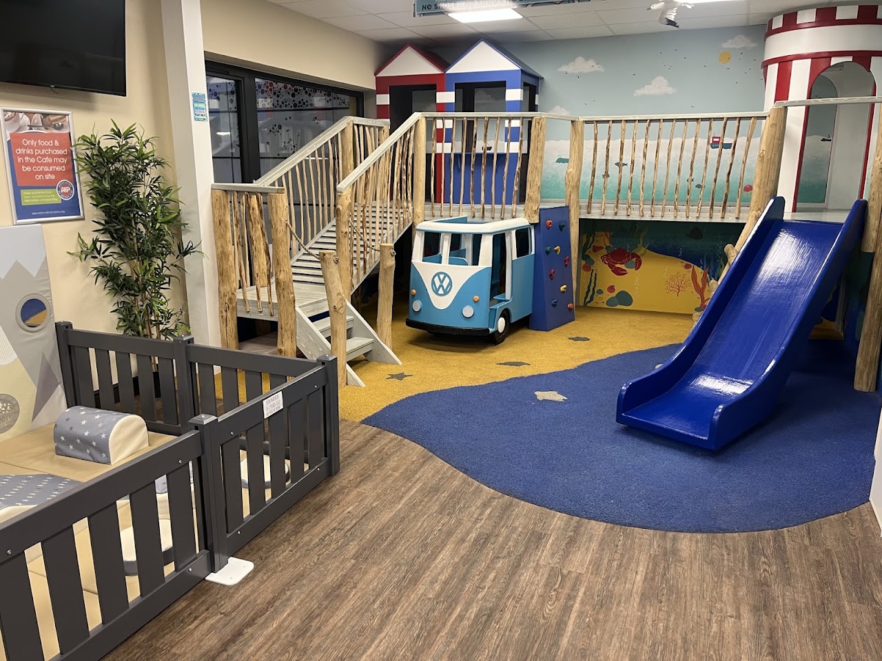 Labyrinth Laser Tag & Play Cafe