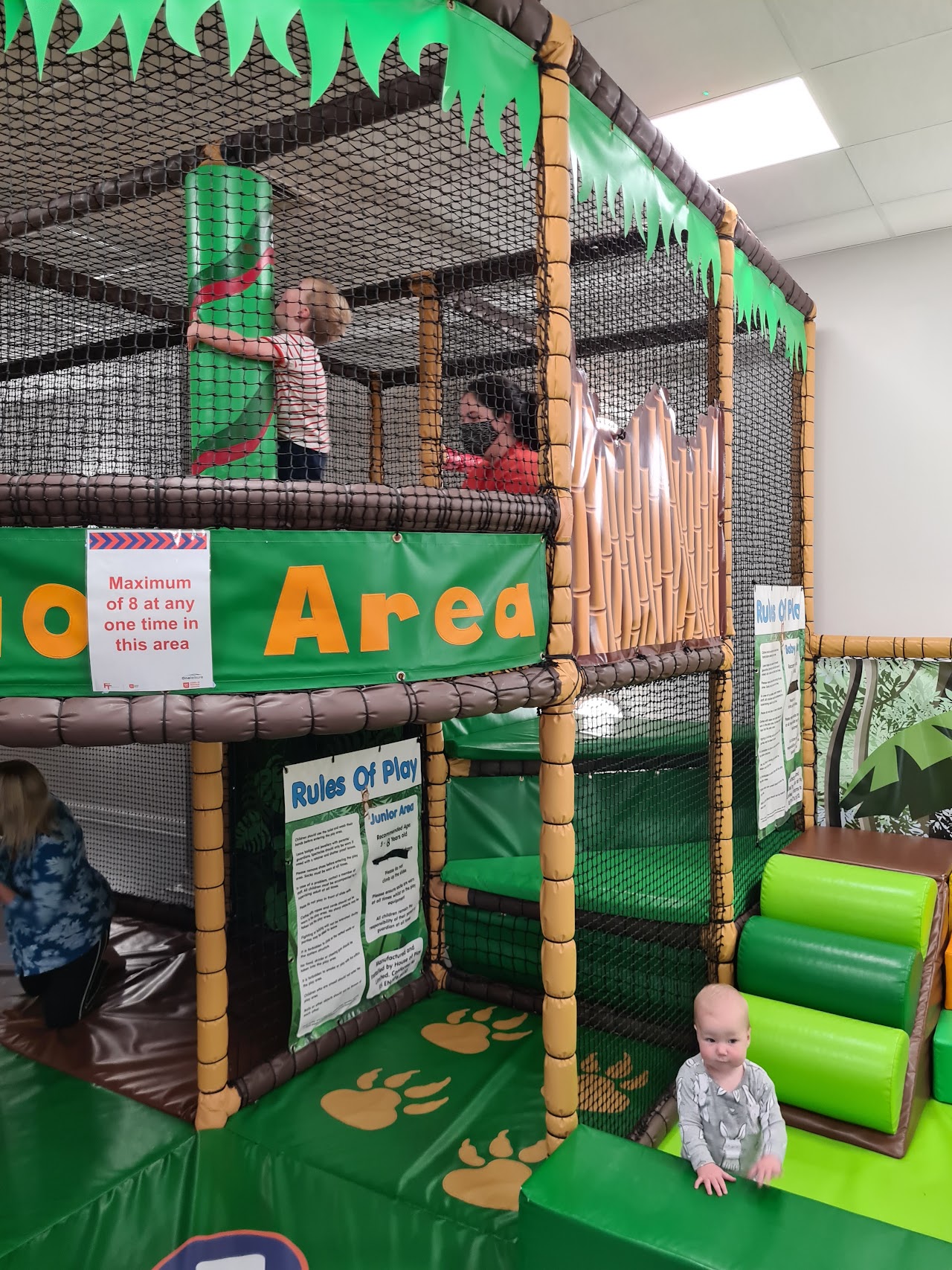 Leos Funzone Huntingdon
