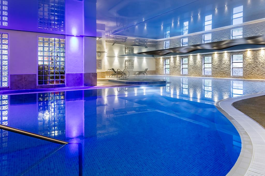 Long Ashes Leisure Club