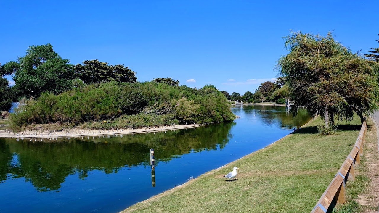 Mewsbrooke Park