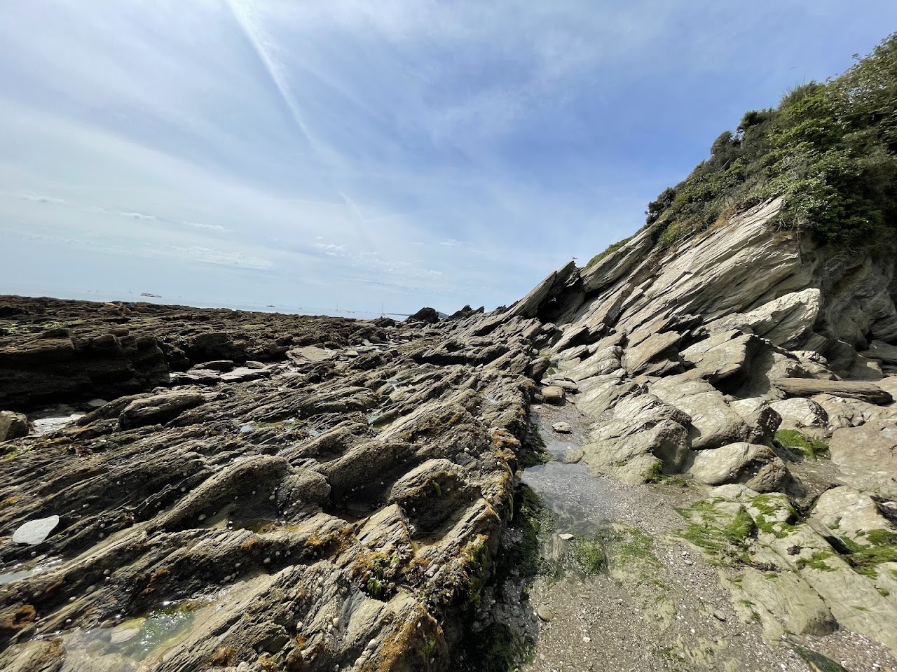 Millendreath Beach