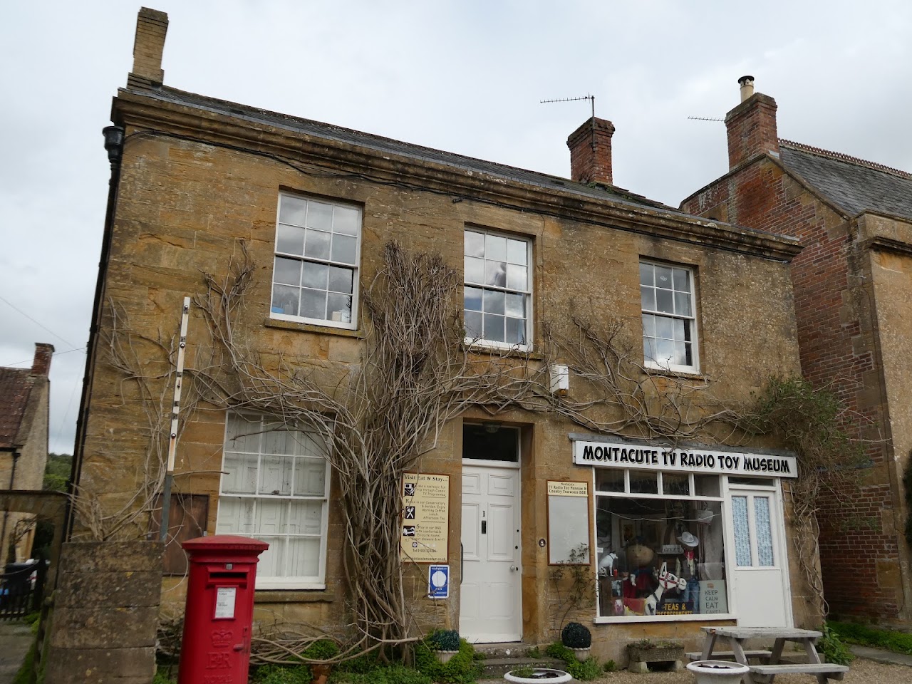 Montacute TV Radio Toy Museum
