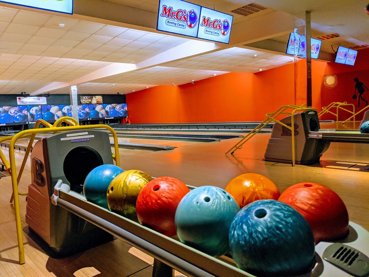 Mr Gs Bowling Centre