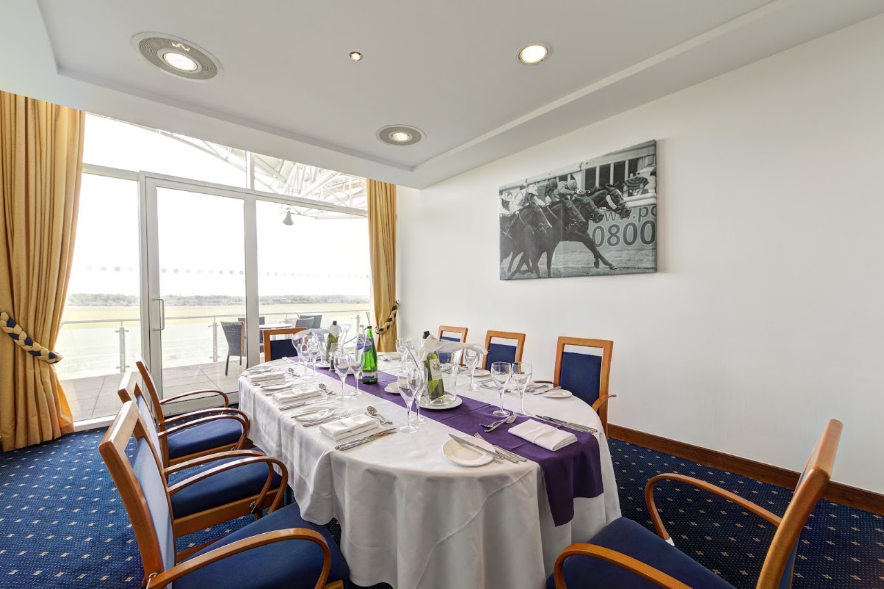Newmarket Racecourses