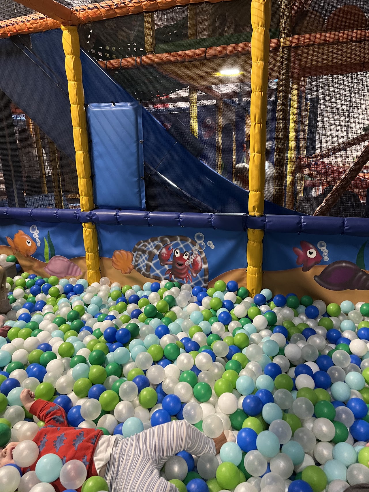 PlayZone Trago