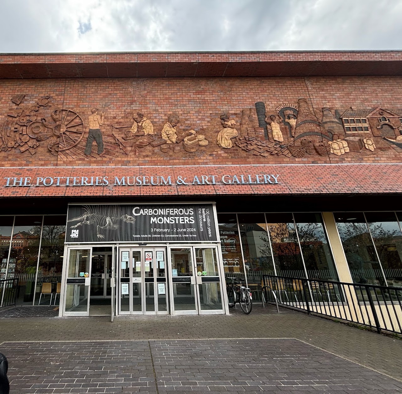 Potteries Museum & Art Gallery