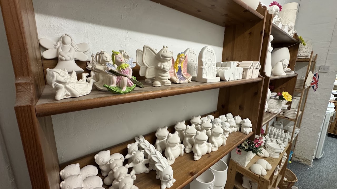 Pottery Painting Cafe