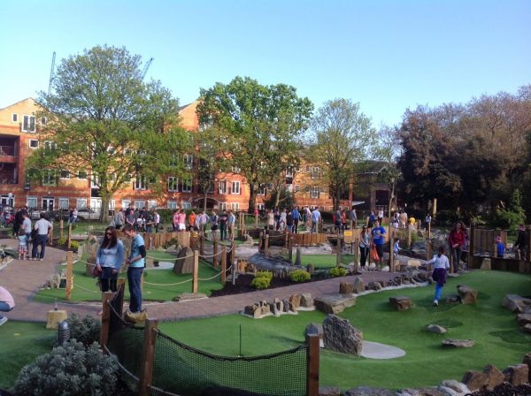Putt in The Park