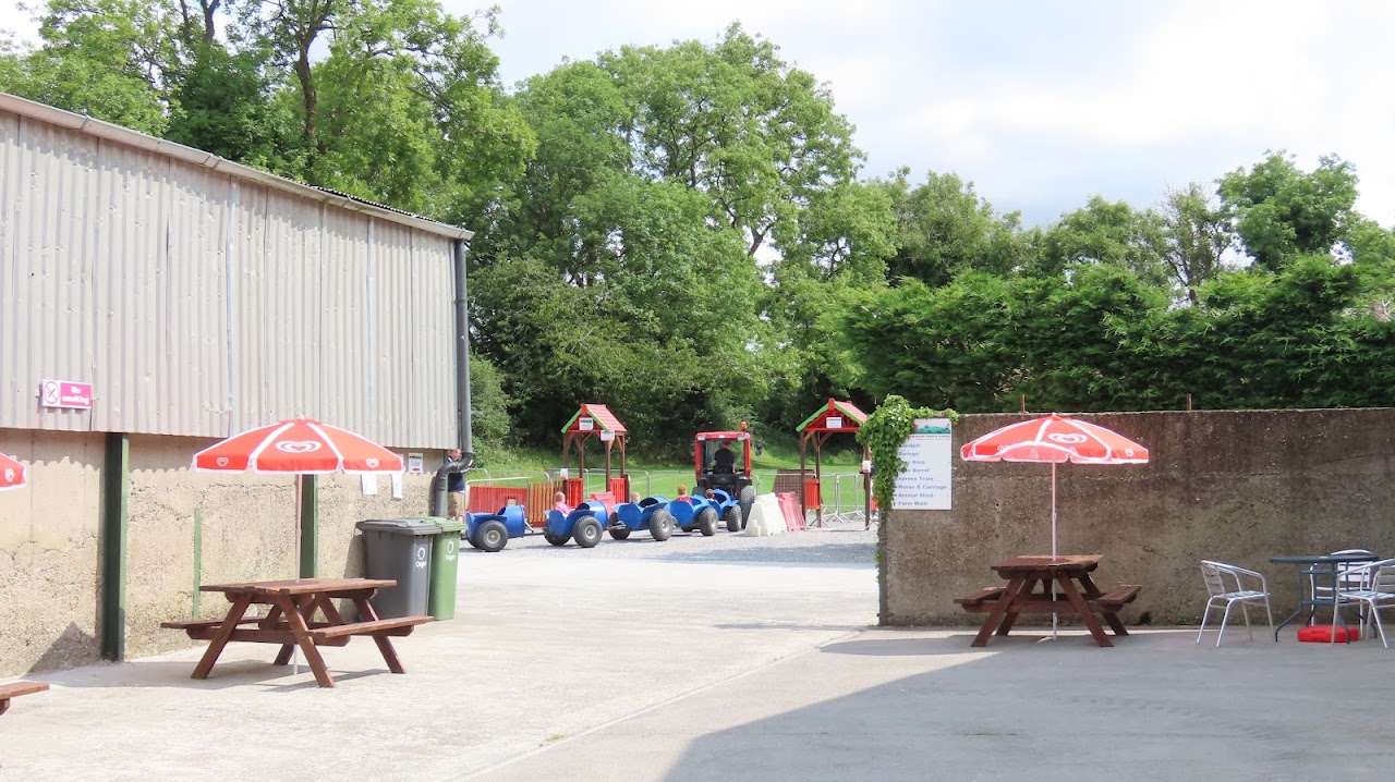 Red Mountain Open Farm