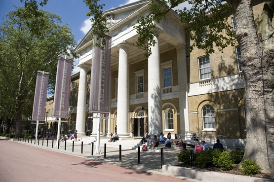 Saatchi Gallery