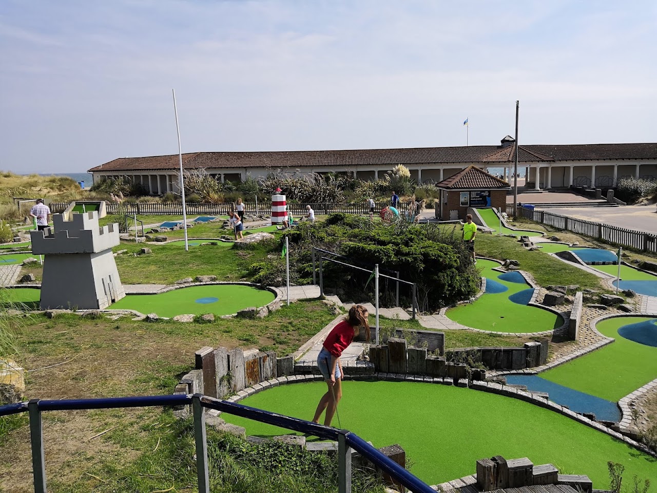 Sandbanks Crazy Golf