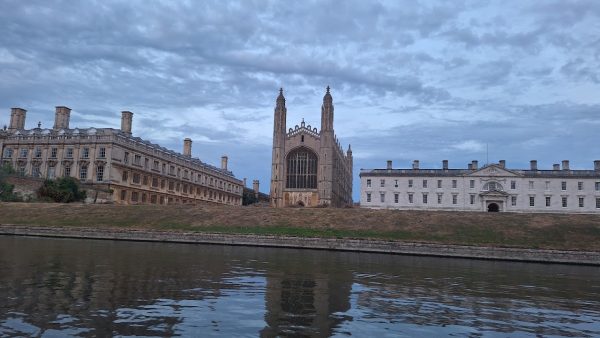 Scholars Punting Cambridge