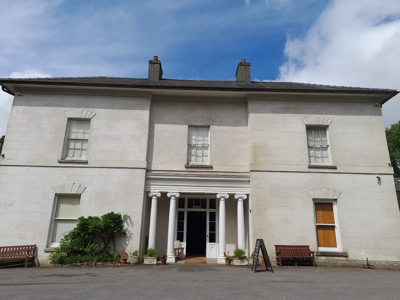 Scolton Manor