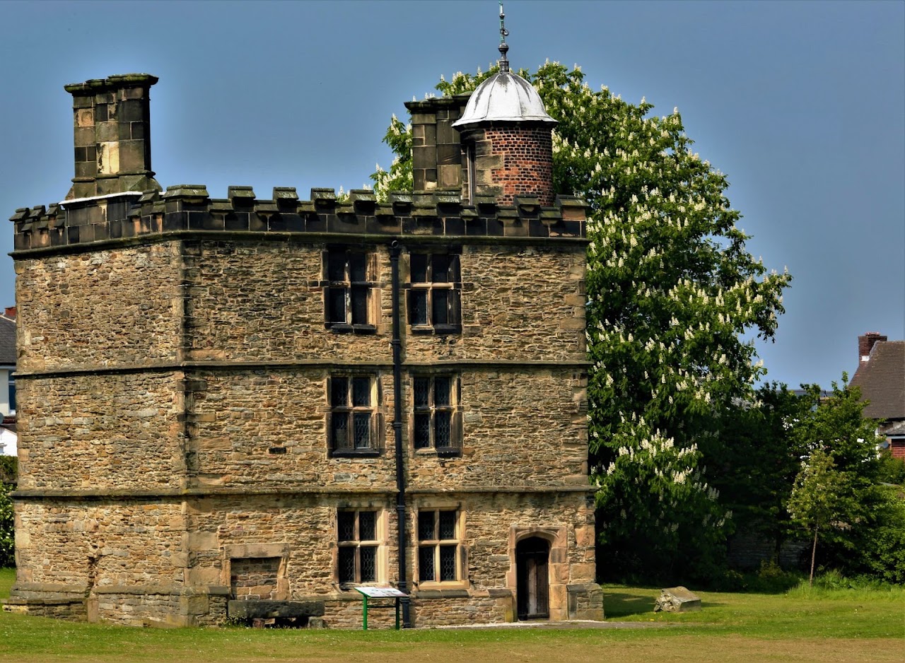 Sheffield Manor Lodge