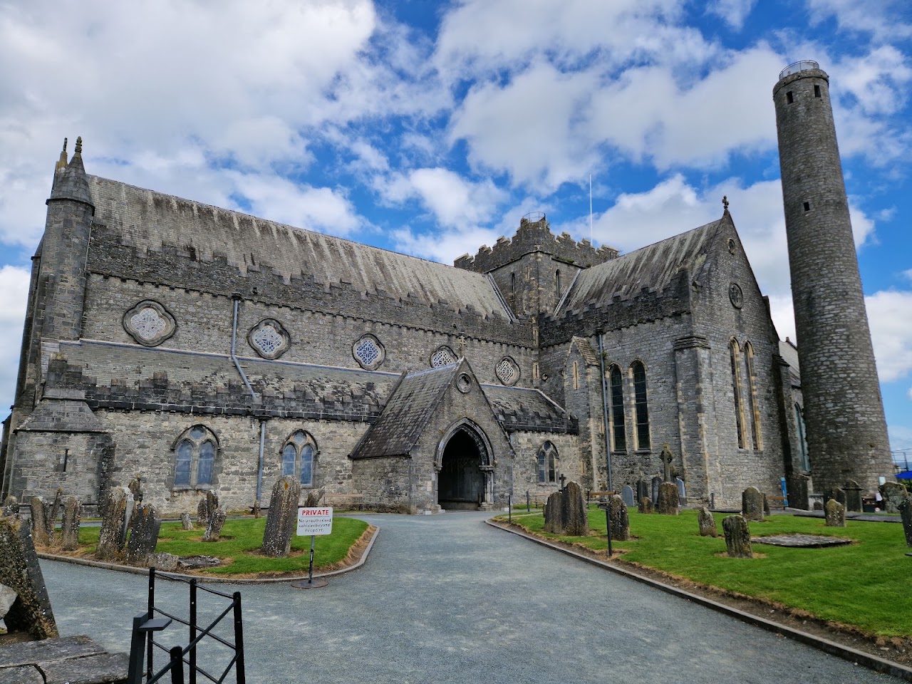 St. Canices Cathedral and Round Tower