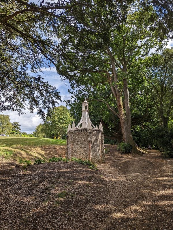 Staunton Country Park