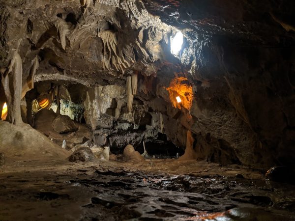 Stump Cross Caverns