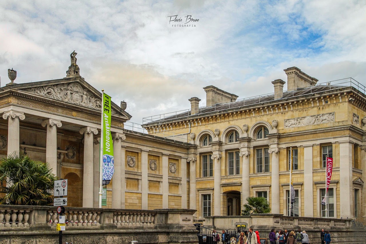 The Ashmolean Museum